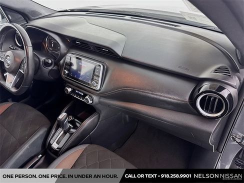 Used 2019 Nissan Kicks SR image 26
