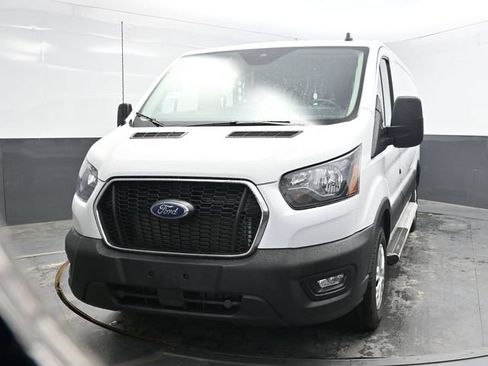 Used 2025 Ford Transit 250 Low Roof w/ Exterior Upgrade Package RWD image 2