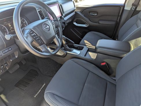 Used 2023 Nissan Frontier SV image 23