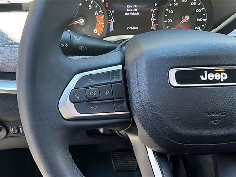 Certified 2022 Jeep Compass Latitude AWD/4WD image 18