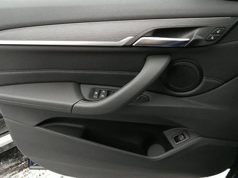 Used 2019 BMW X1 xDrive28i w/ Convenience Package AWD/4WD image 12