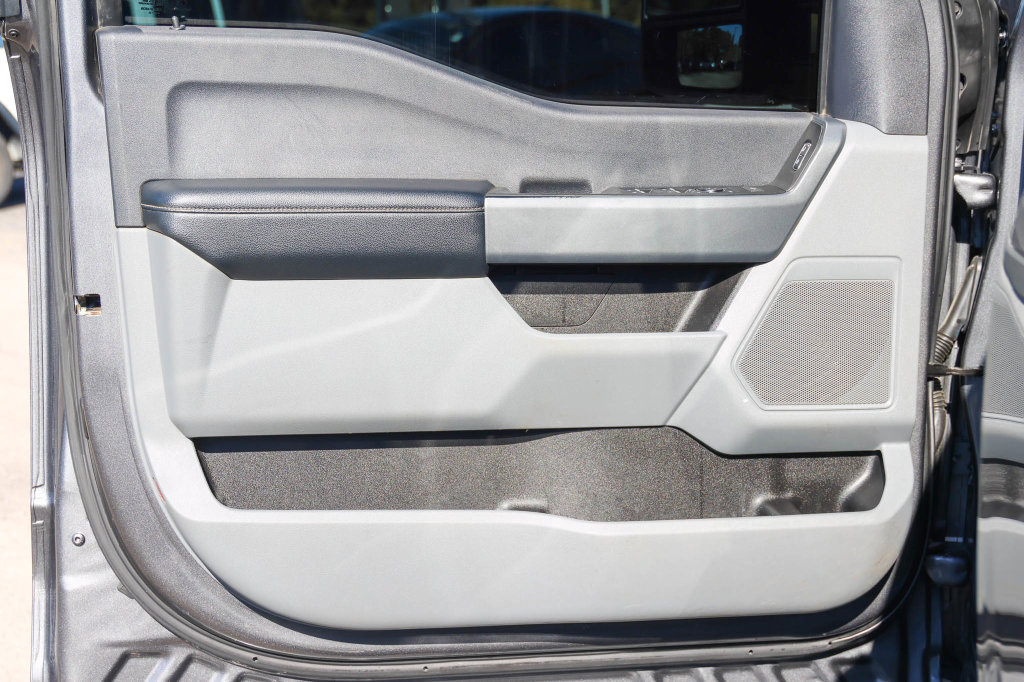 Used 2023 Ford F350 XLT AWD/4WD image 13