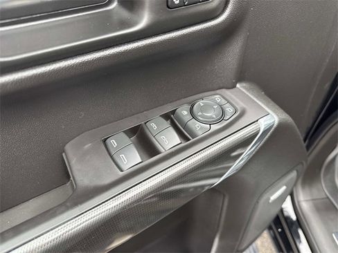 Used 2021 GMC Sierra 1500 AT4 w/ AT4 Premium Package image 15