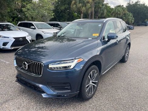 Used 2020 Volvo XC90 T6 Momentum AWD/4WD image 5