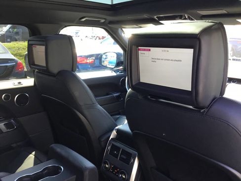 Used 2019 Land Rover Range Rover Sport HST image 30