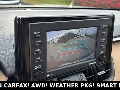 Used 2022 Toyota RAV4 XLE Premium image 15