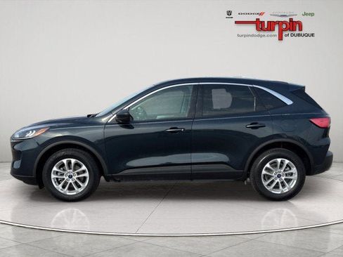 Used 2022 Ford Escape SE w/ Convenience Package image 2