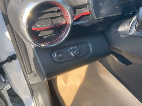 New 2026 Chevrolet Trax RS w/ Sunroof Package image 14