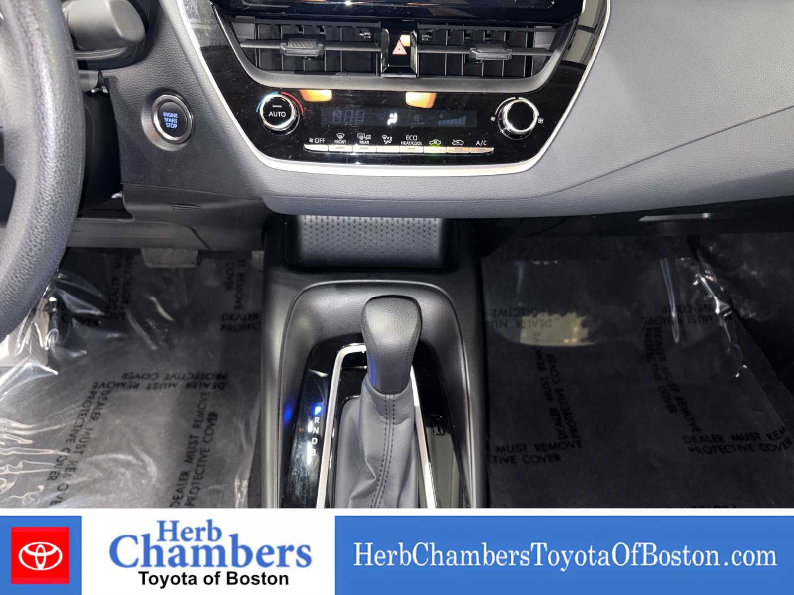 Used 2021 Toyota Corolla LE w/ LE Convenience Package FWD image 15