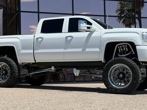 Used 2017 GMC Sierra 3500 Denali w/ Duramax Plus Package AWD/4WD image 16