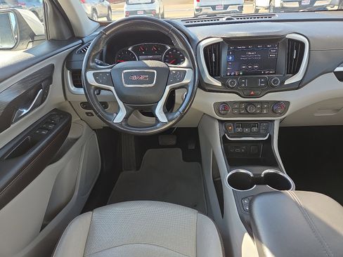 Used 2020 GMC Terrain SLT image 11