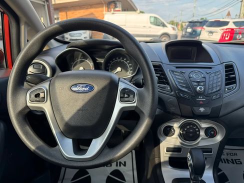 Used 2019 Ford Fiesta SE FWD image 41