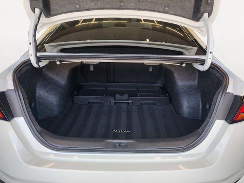 Used 2026 Nissan Altima 2.5 SV w/ SV Special Edition Package FWD image 13