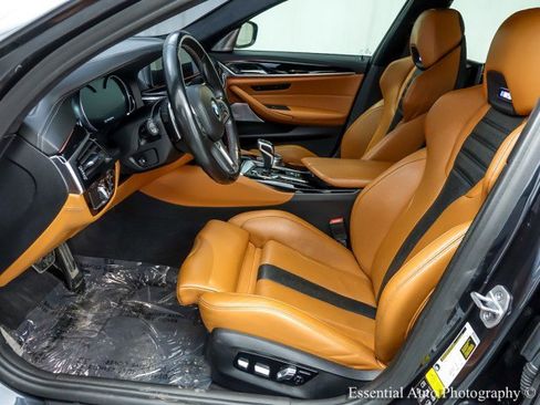 Used 2018 BMW M5 image 11