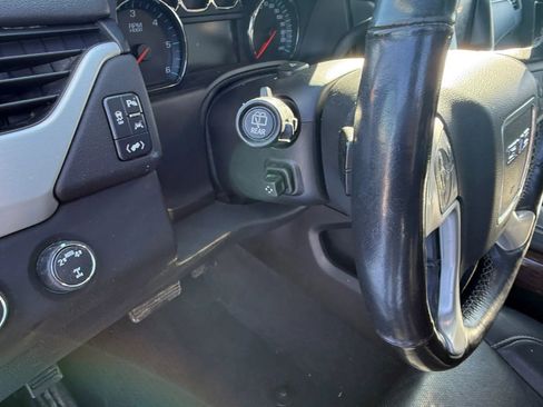 Used 2019 GMC Yukon XL SLT w/ Open Road Package image 25