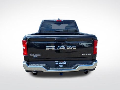 Used 2026 RAM 1500 Laramie AWD/4WD image 4