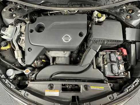 Used 2013 Nissan Altima 2.5 SL w/ Technology Pkg image 40