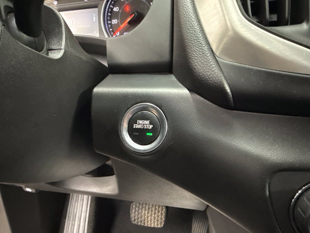 Used 2021 GMC Terrain SLE w/ Driver Convenience Package FWD image 33