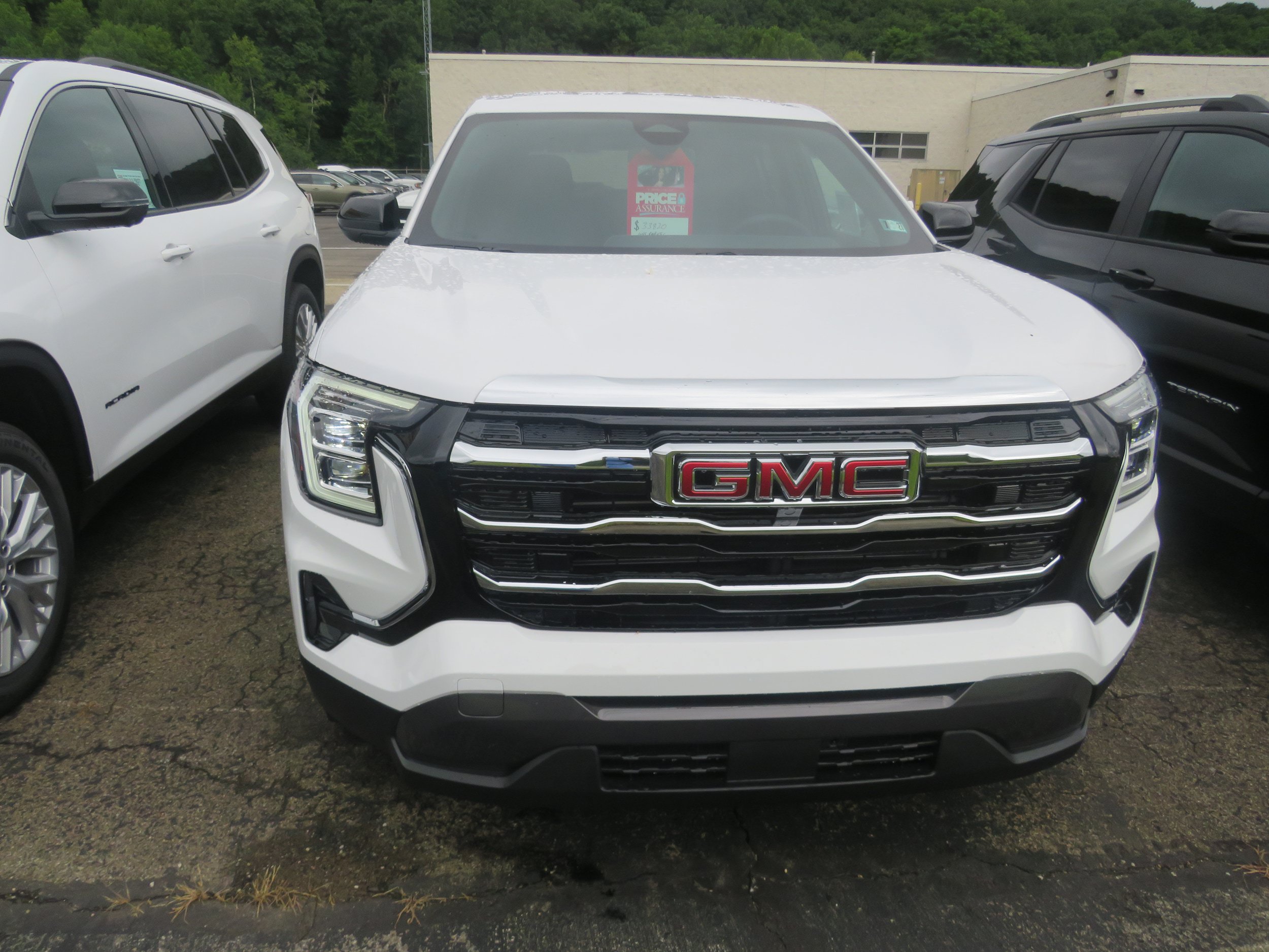 New 2027 GMC Terrain Elevation w/ LPO, Floor Liner Package AWD/4WD image 2