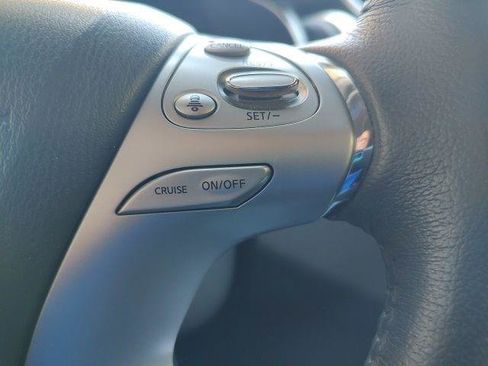 Used 2018 Nissan Murano Platinum image 17