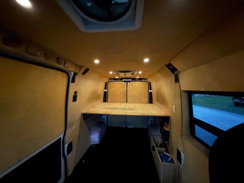 Used 2015 RAM ProMaster 2500 image 24