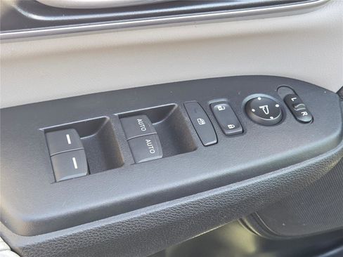 Used 2019 Honda CR-V EX-L image 25