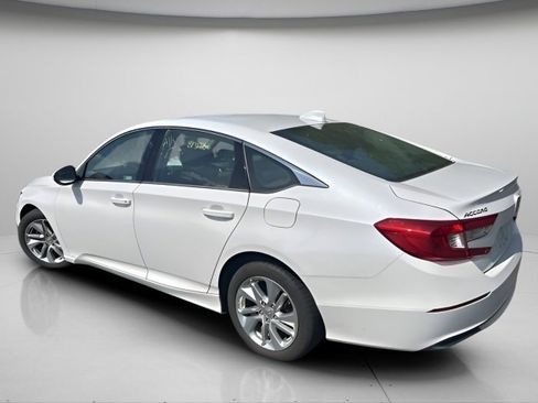 Used 2019 Honda Accord LX image 8