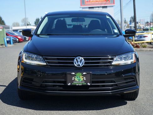 Used 2017 Volkswagen Jetta S w/ Jetta S Cold Weather Package image 8