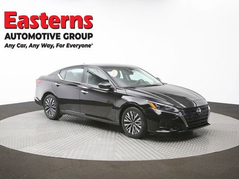 Used 2023 Nissan Altima 2.5 SV FWD image 48