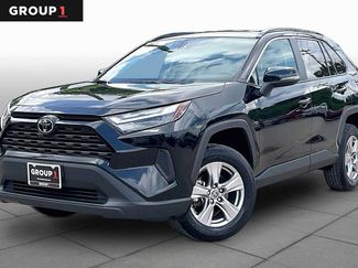 Used 2025 Toyota RAV4 XLE FWD video 1