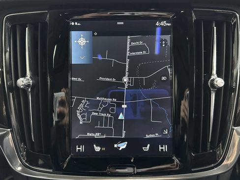 Used 2017 Volvo S90 T6 Momentum w/ Vision Package image 29