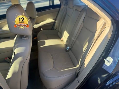 Used 2014 Chrysler 300 image 64