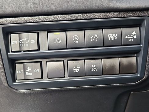 Certified 2026 Toyota Tundra Platinum AWD/4WD image 17