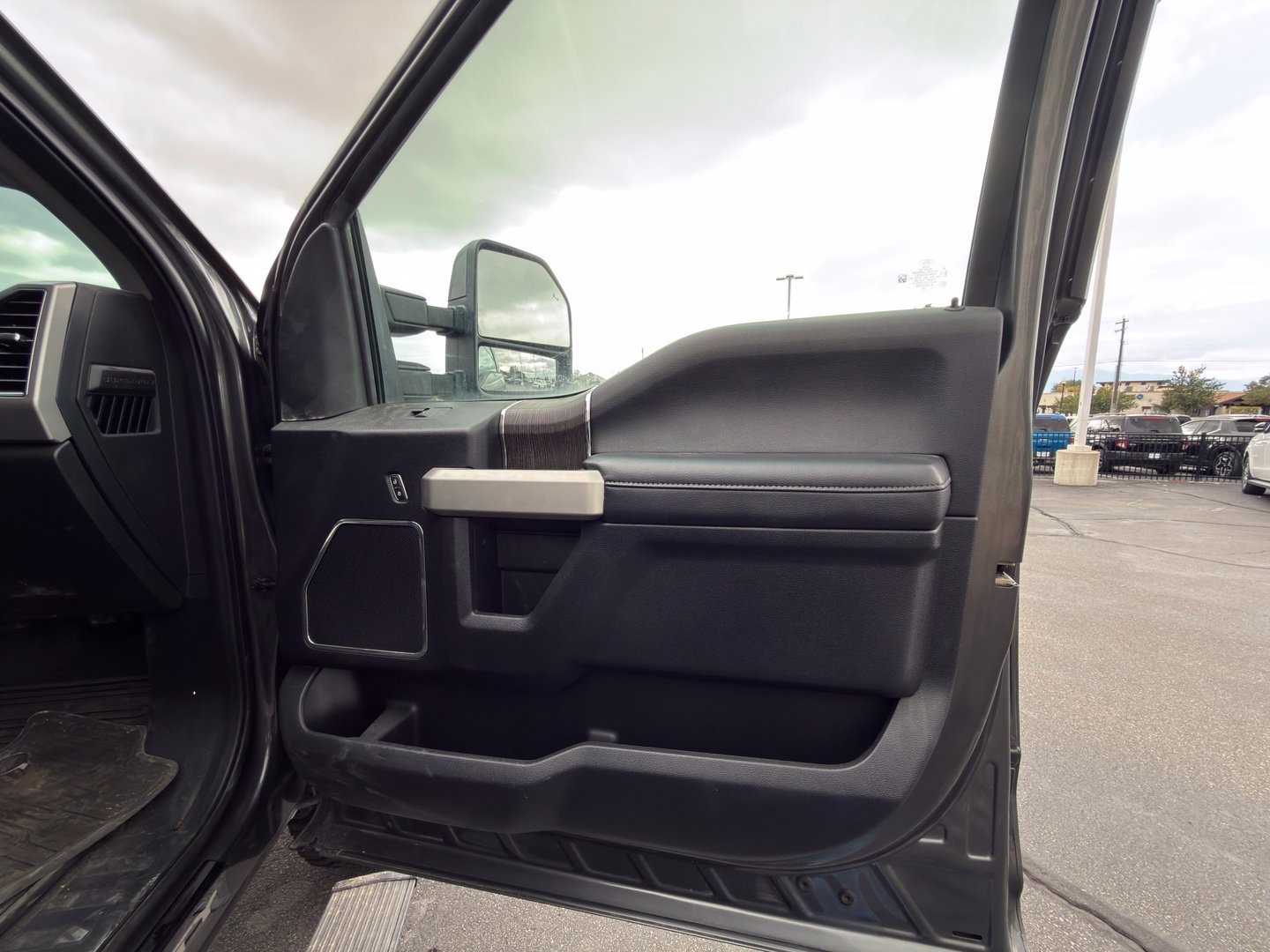 Used 2020 Ford F250 Lariat AWD/4WD image 43