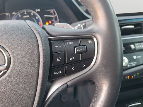 Certified 2023 Lexus ES 350 w/ Premium Package image 23