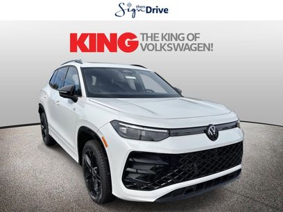 New 2025 Volkswagen Tiguan SE R-Line