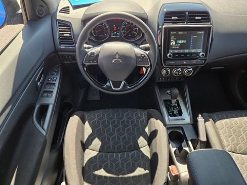 Used 2026 Mitsubishi Outlander Sport AWD image 14
