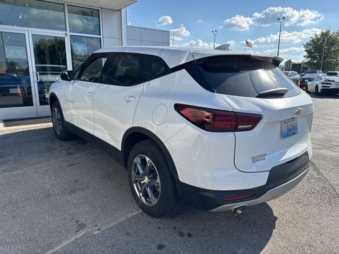 Used 2023 Chevrolet Blazer LT image 7