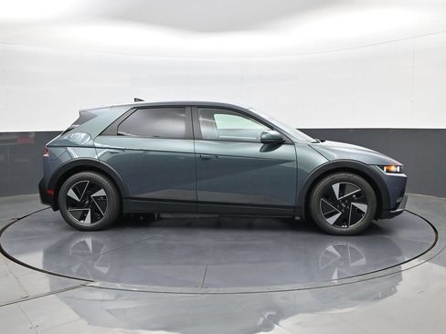 New 2026 Hyundai Ioniq 5 SEL AWD/4WD image 4