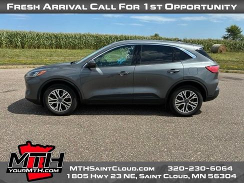 Used 2022 Ford Escape SEL AWD/4WD image 5