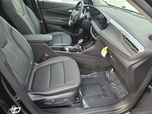 New 2026 Buick Encore GX Avenir w/ Avenir Technology Package image 43