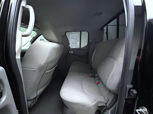 Used 2019 Nissan Frontier SV w/ Value Truck Package AWD/4WD image 19