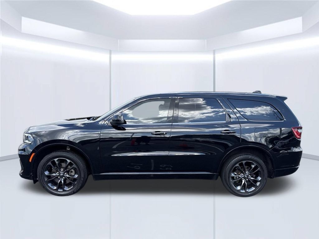 Used 2022 Dodge Durango SXT w/ Blacktop Package AWD/4WD image 2