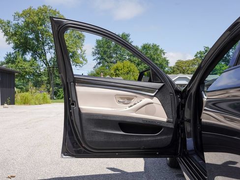 Used 2014 BMW 528i Sedan RWD image 26