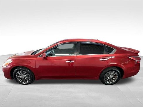 Used 2015 Nissan Altima 2.5 S w/ Special Edition Package FWD image 8
