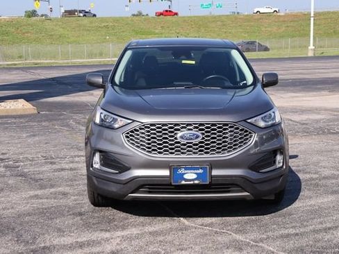 Used 2024 Ford Edge SEL w/ Convenience Package AWD/4WD image 4