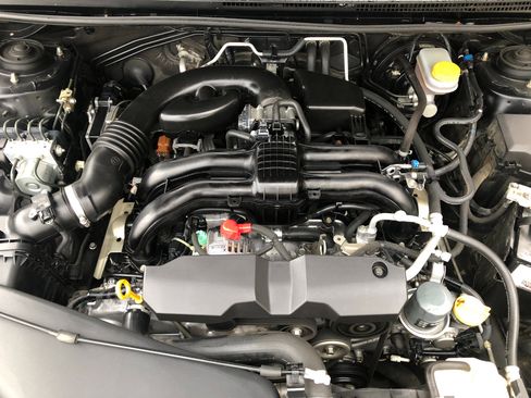 Used 2015 Subaru Crosstrek 2.0i Premium image 28