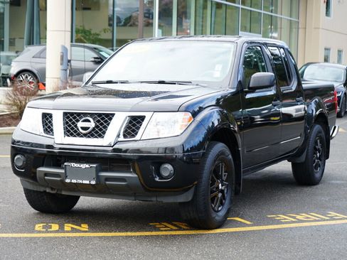 Used 2019 Nissan Frontier SV image 1