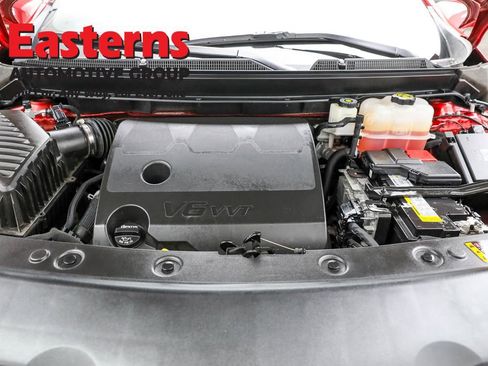 Used 2024 Buick Enclave Premium image 7