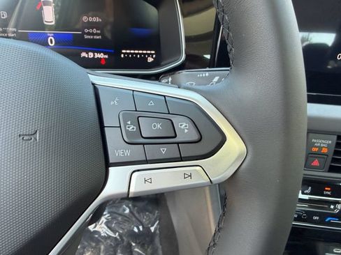 New 2026 Volkswagen Jetta SE FWD image 18